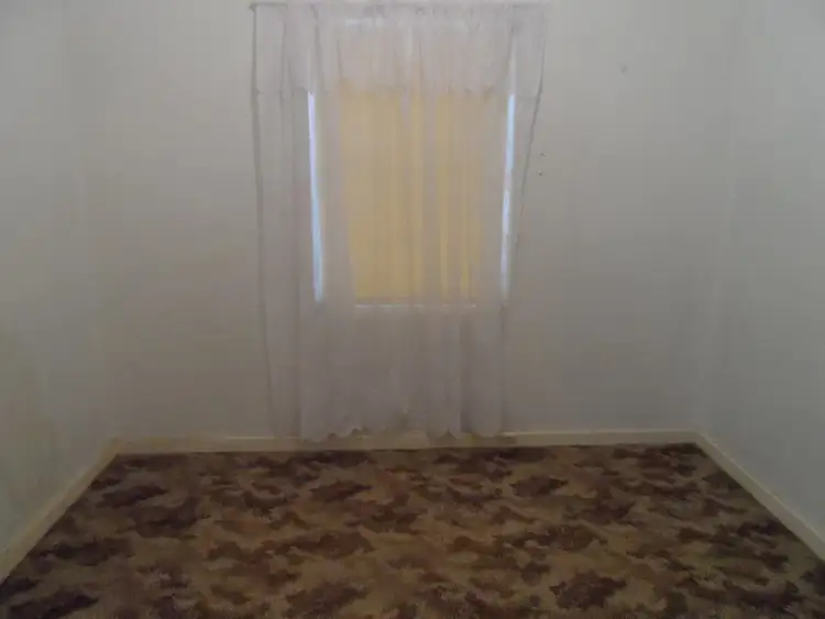 Sixth view of Homely house listing, 10 Petch Street, Loxton SA 5333