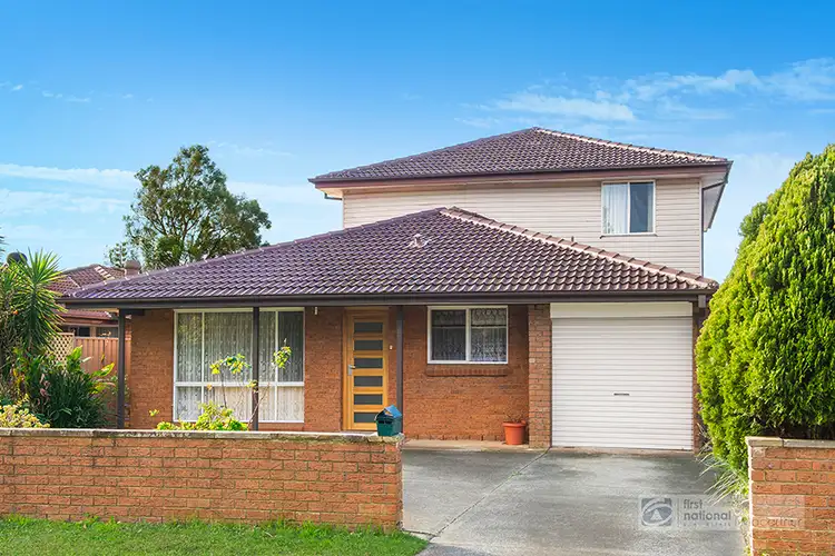 5 Rangers Road, St Helens Park NSW 2560