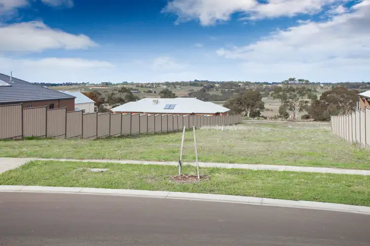 62 Westminster Grove, Sunbury VIC 3429
