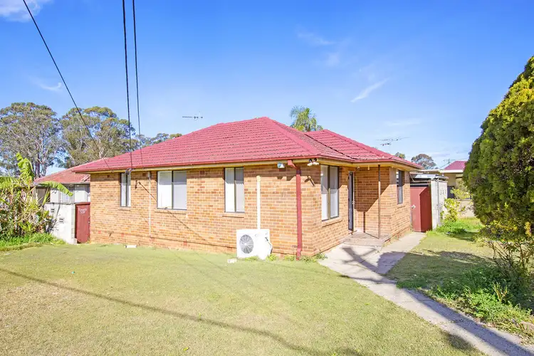 10 Cartwright Ave, Miller NSW 2168