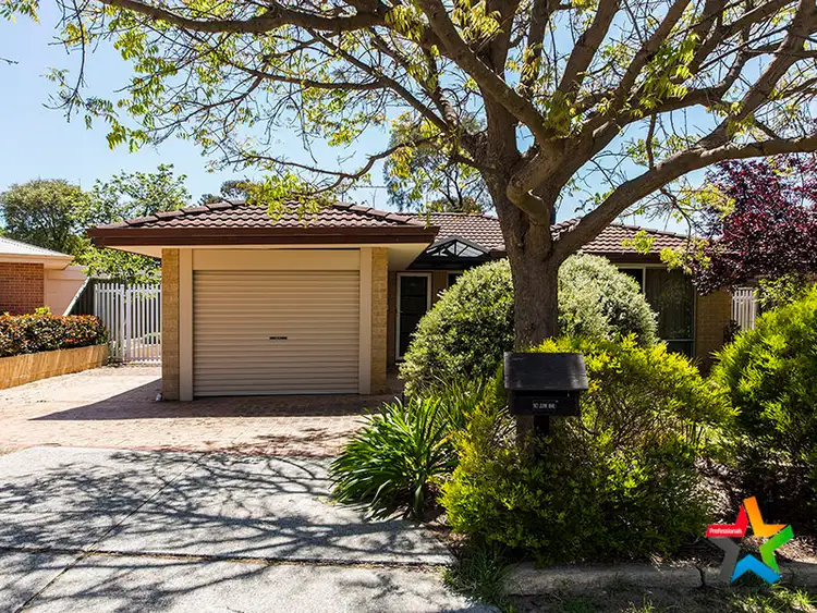 Second view of Homely house listing, 3 Woolcock Court, Ashfield WA 6054