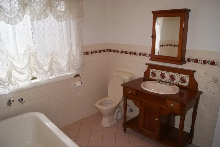 Sixth view of Homely house listing, 35 Jedna Close, Craigmore SA 5114