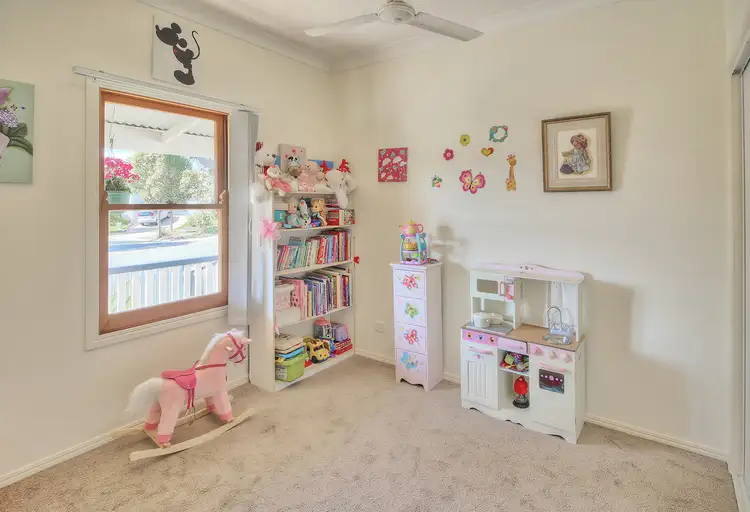 Sixth view of Homely house listing, 8 Creekside Drive, Springfield Lakes QLD 4300