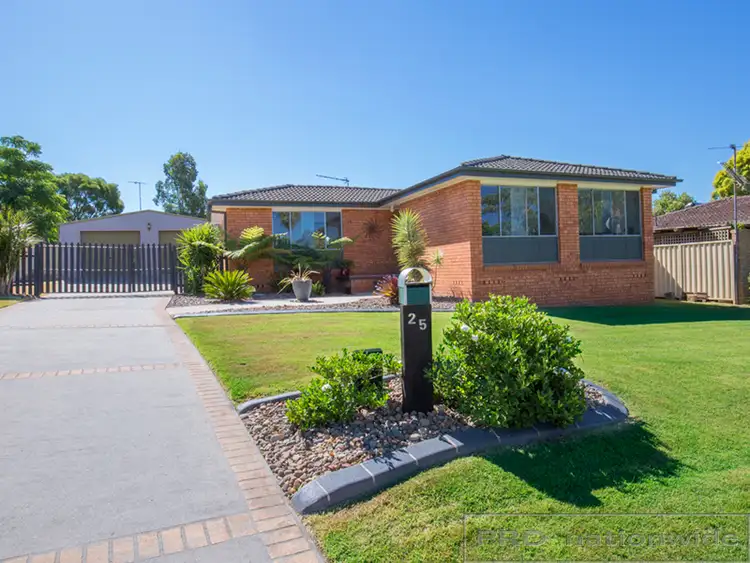 25 Way Street, Tenambit NSW 2323