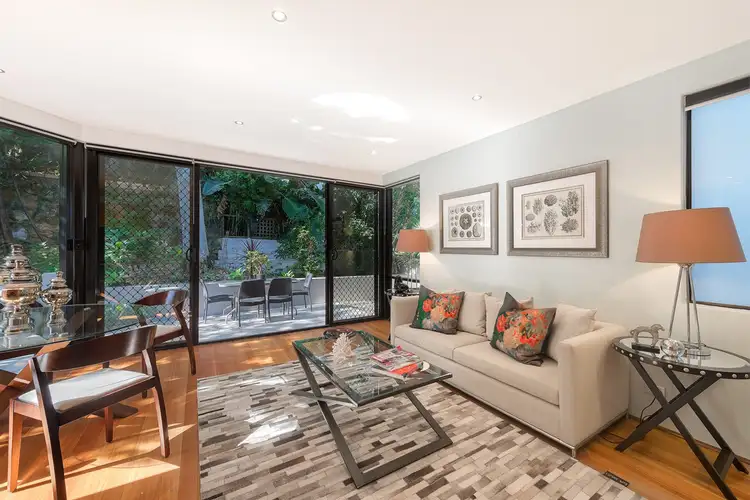 2/8 Wairoa Avenue, North Bondi NSW 2026