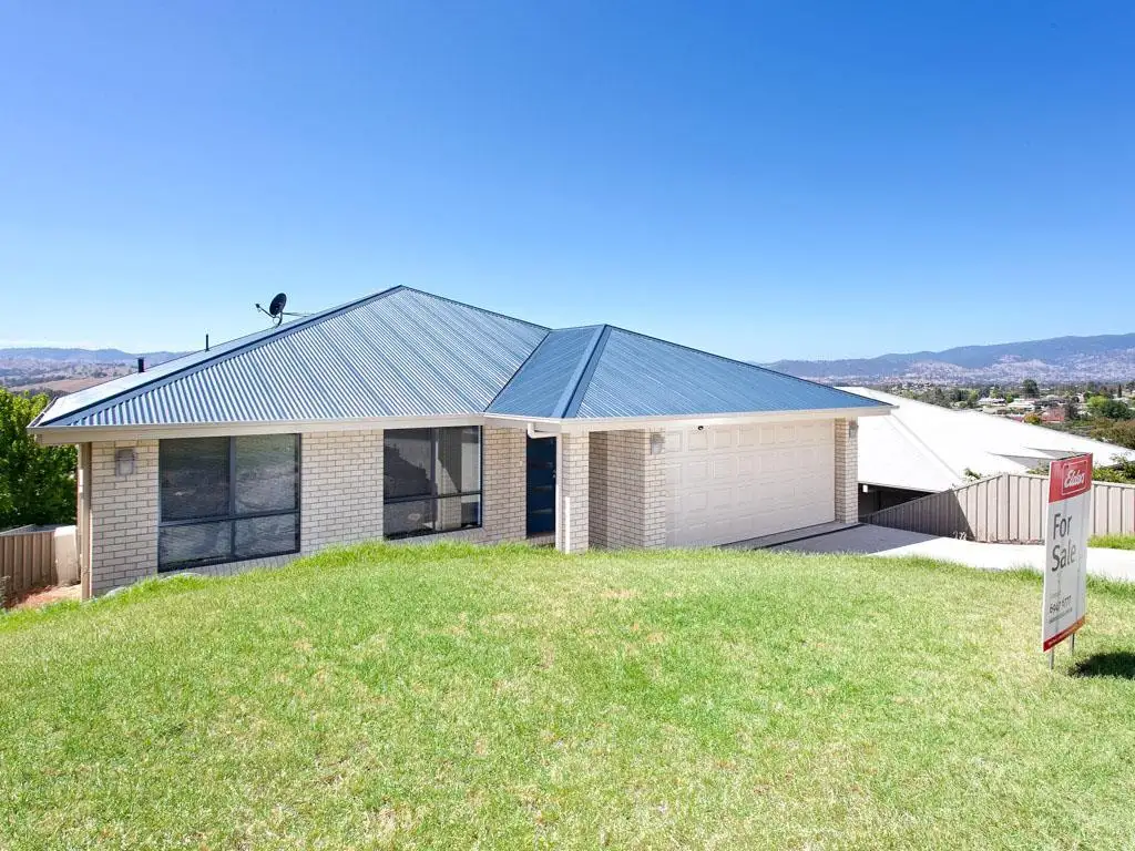 Main view of Homely house listing, 4 Burbury Mews, Tumut NSW 2720