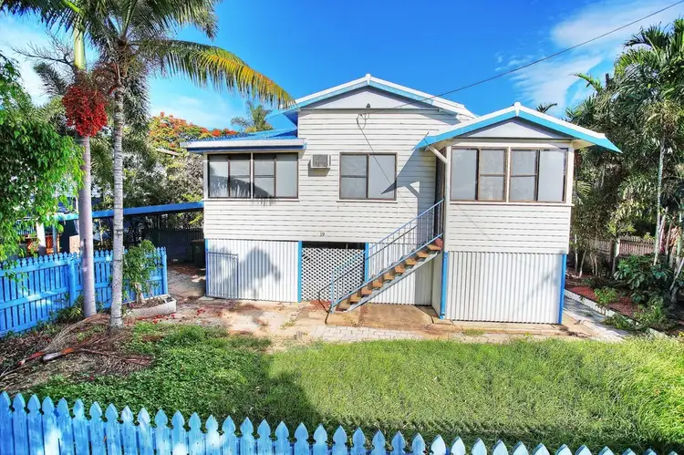 19 Whyte Street, Hermit Park QLD 4812