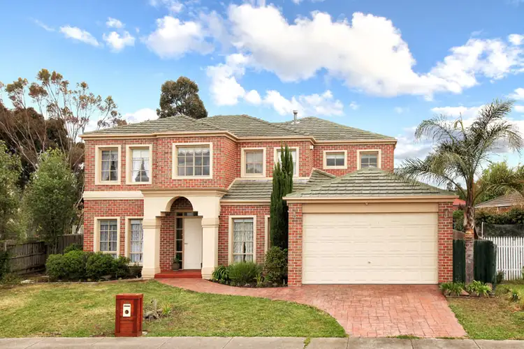 15 Boyden Square, Roxburgh Park VIC 3064