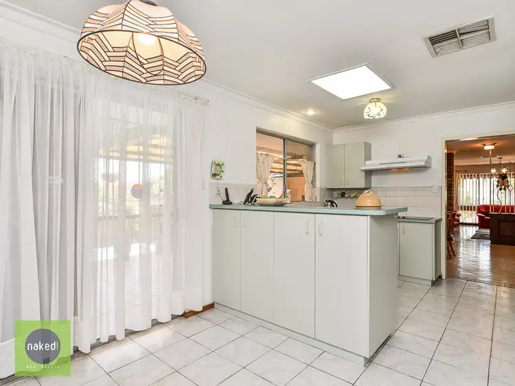 Fifth view of Homely house listing, 6 Jason Court, Kelmscott WA 6111