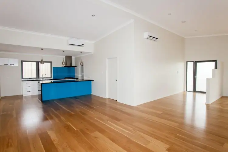 Sixth view of Homely house listing, 7 Lapwing Way, Wandina WA 6530