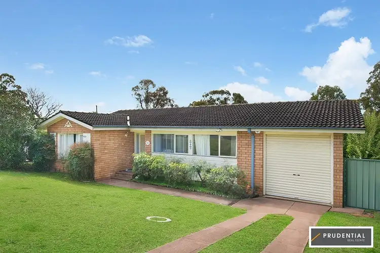 11 Lawn Avenue, Bradbury NSW 2560