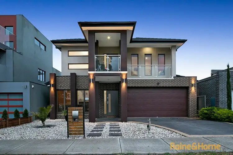 12 Brunton Avenue, Caroline Springs VIC 3023