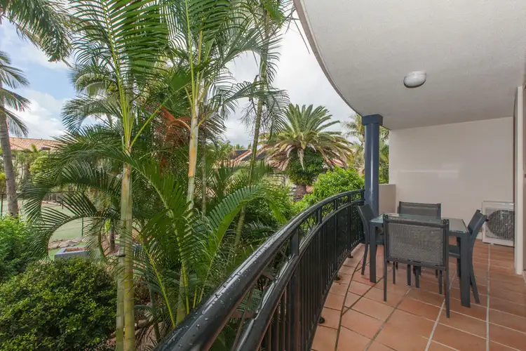 63/2360 Gold Coast Highway, Mermaid Beach QLD 4218