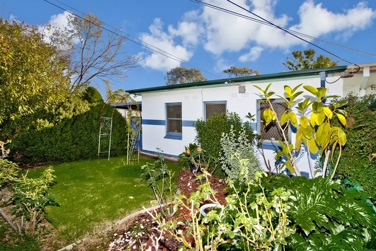 21 Hunter Crescent, Salisbury North SA 5108
