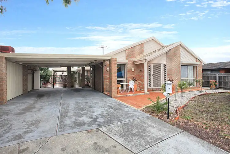 36 Rearden Crescent, Roxburgh Park VIC 3064