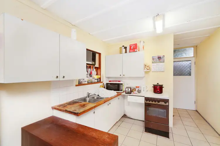 Second view of Homely house listing, 32 Lakedge Avenue, Berkeley Vale NSW 2261