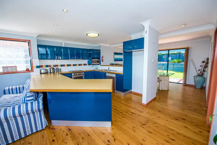 Fifth view of Homely house listing, 4/2a Bellmount Close, Anna Bay NSW 2316
