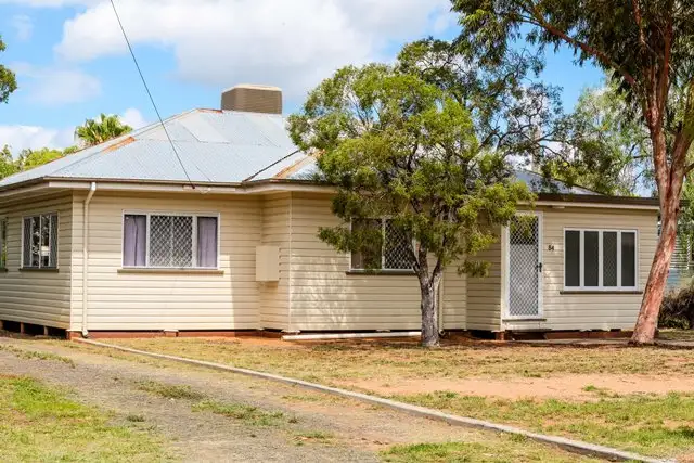 84 Miscamble Street, Roma QLD 4455