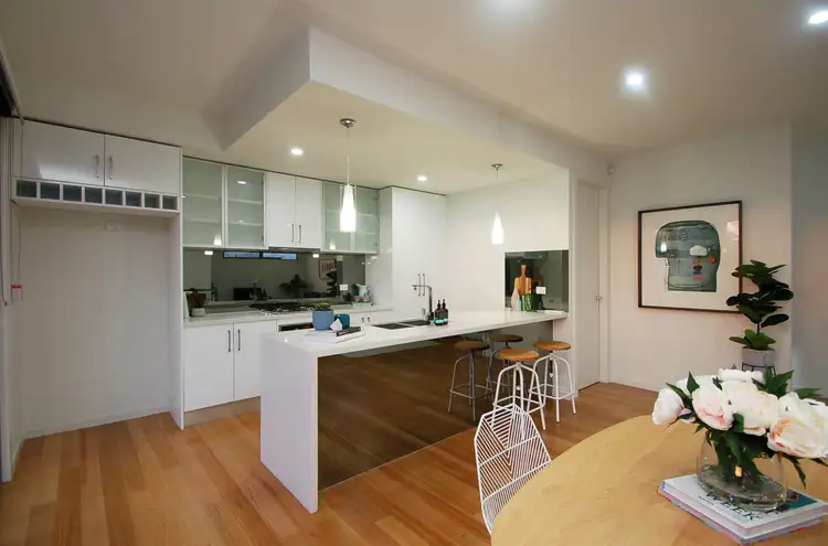 Sixth view of Homely townhouse listing, 1/182 Pascoe Vale Road, Moonee Ponds VIC 3039