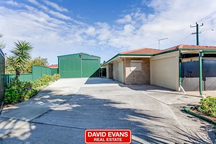 2 Genie Court, Cooloongup WA 6168