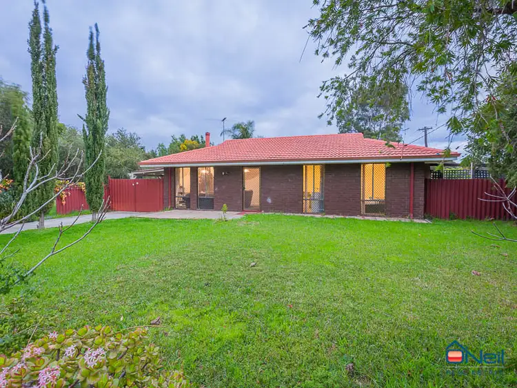 2 Greenwood Court, Kelmscott WA 6111