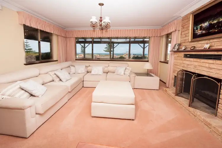 Sixth view of Homely house listing, 320 Safety Bay RD, Safety Bay WA 6169