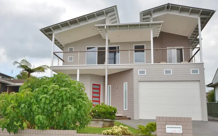 17 Jervis Street, Greenwell Point NSW 2540