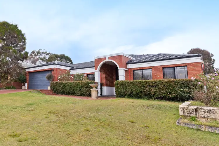 4 Gamblen Way, Winthrop WA 6150