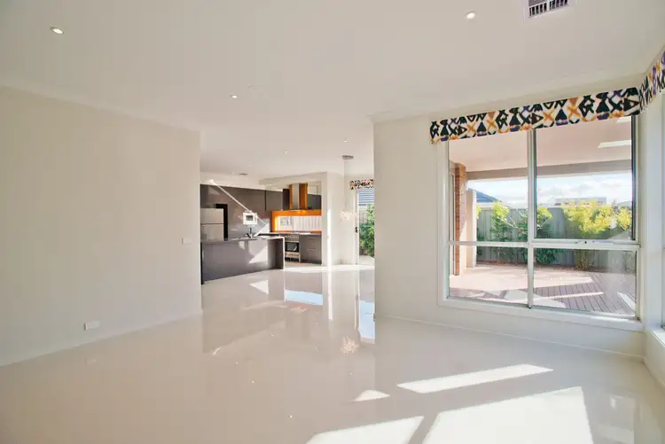 Sixth view of Homely house listing, 2 Cassinia Drive, Bacchus Marsh VIC 3340