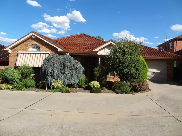 4 149 Rocket Street, Bathurst NSW 2795