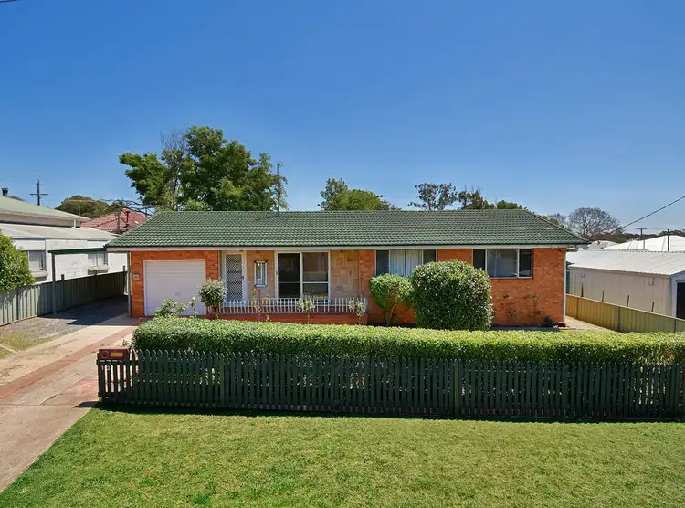 13 Fourth Avenue, Harristown QLD 4350