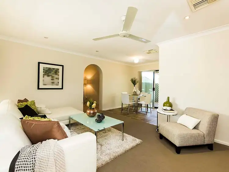 35 b Danbury Crescent, Girrawheen WA 6064