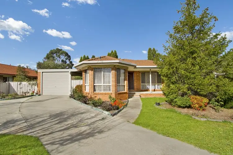 14 Powells Avenue, Strathdale VIC 3550