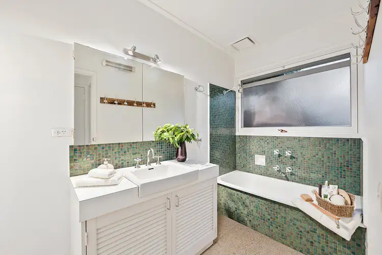 Fifth view of Homely house listing, 6 Katandra Court, Mount Waverley VIC 3149