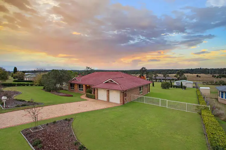 12 McKensey Street, Nulkaba NSW 2325
