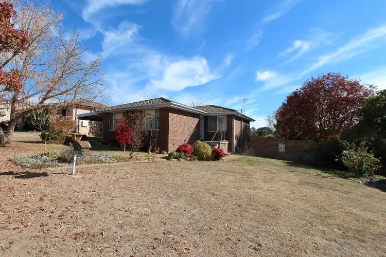 63 College Road, Bathurst NSW 2795