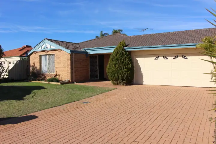12 Curtin Road