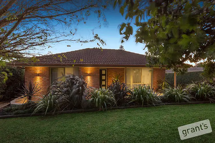 62 Strathavan Drive, Berwick VIC 3806
