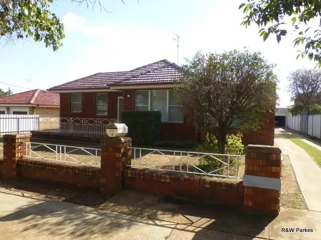 Seventh view of Homely house listing, 18 Armstrong Street, Parkes NSW 2870