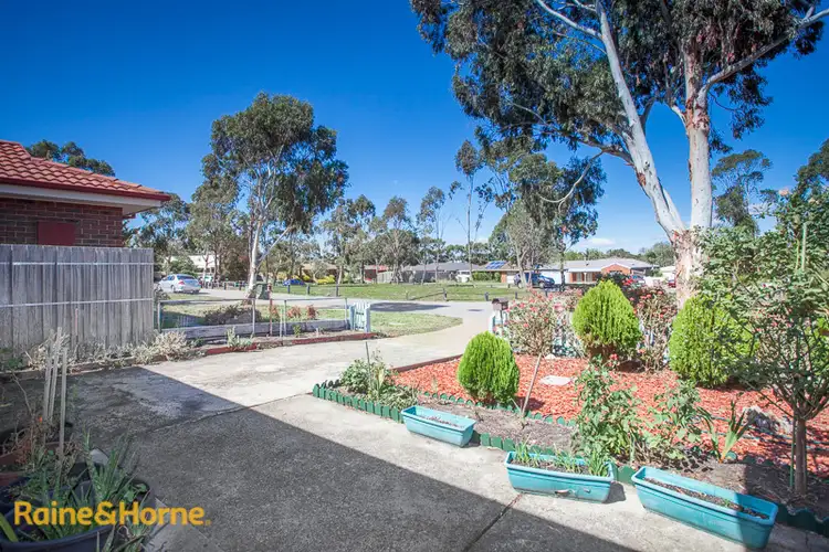 Sixth view of Homely house listing, 23 La Perouse Close, Sunbury VIC 3429