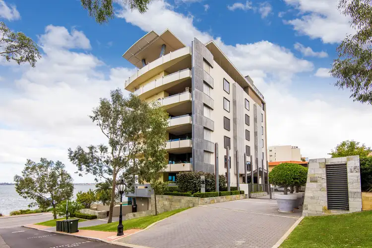 9/8 MOUNTS BAY ROAD, Crawley WA 6009