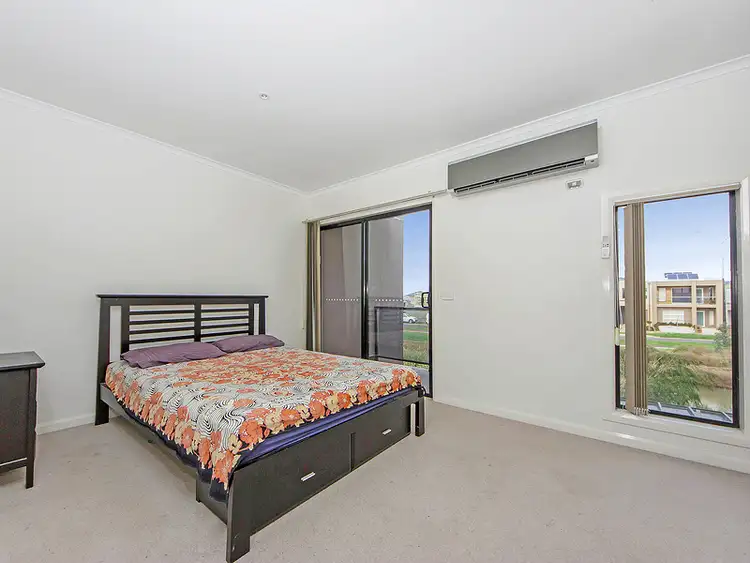 14 Scrubwren Drive, Williams Landing VIC 3027