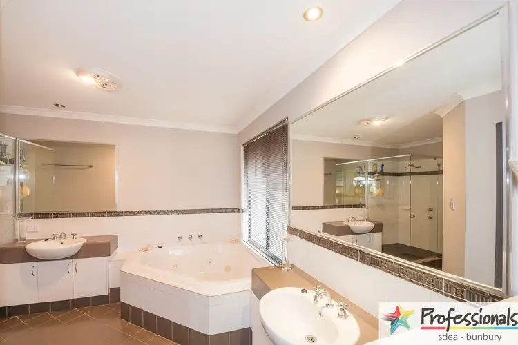 Sixth view of Homely house listing, 5 Isaac Court, Millbridge WA 6232