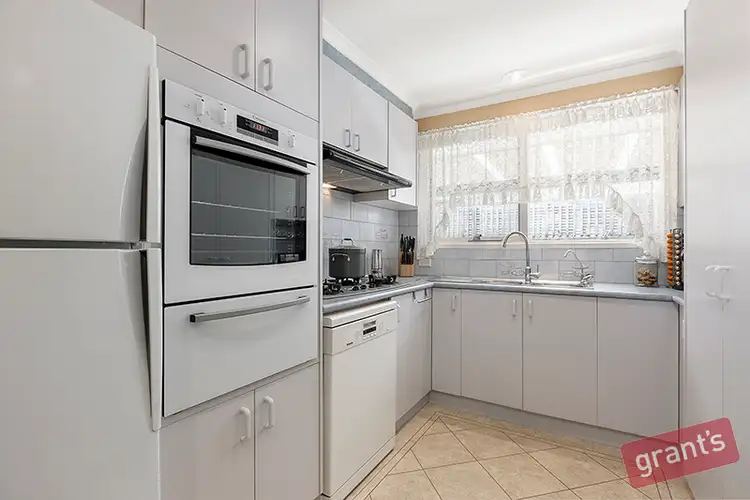 Third view of Homely house listing, 20 Primrose Hill Close, Endeavour Hills VIC 3802