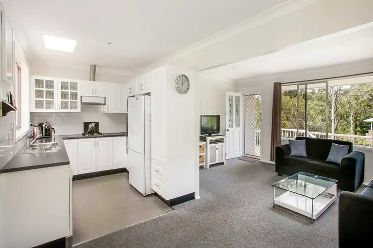 Fifth view of Homely house listing, 4 The Appian Way, Avalon Beach NSW 2107