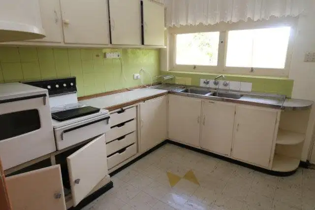 Fifth view of Homely house listing, 28 Lind Avenue, Oatlands NSW 2117
