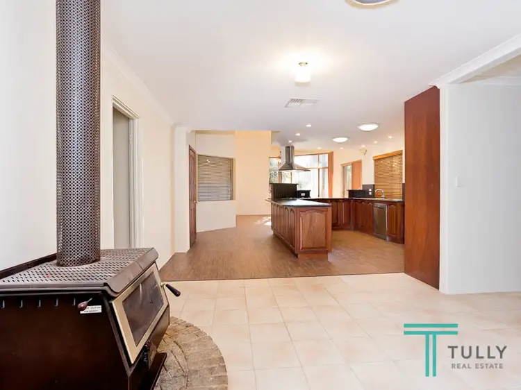 Fifth view of Homely house listing, 9 Timbertop Crest, Parmelia WA 6167