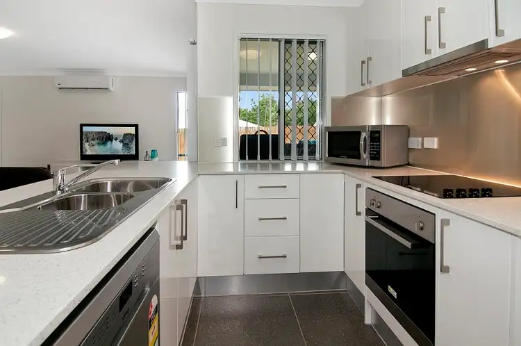 Fourth view of Homely house listing, 2/5A Oleander Street, Daisy Hill QLD 4127