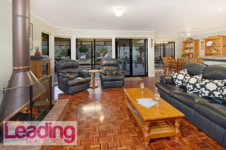 Fifth view of Homely house listing, 5 Woodfield Place, Sunbury VIC 3429