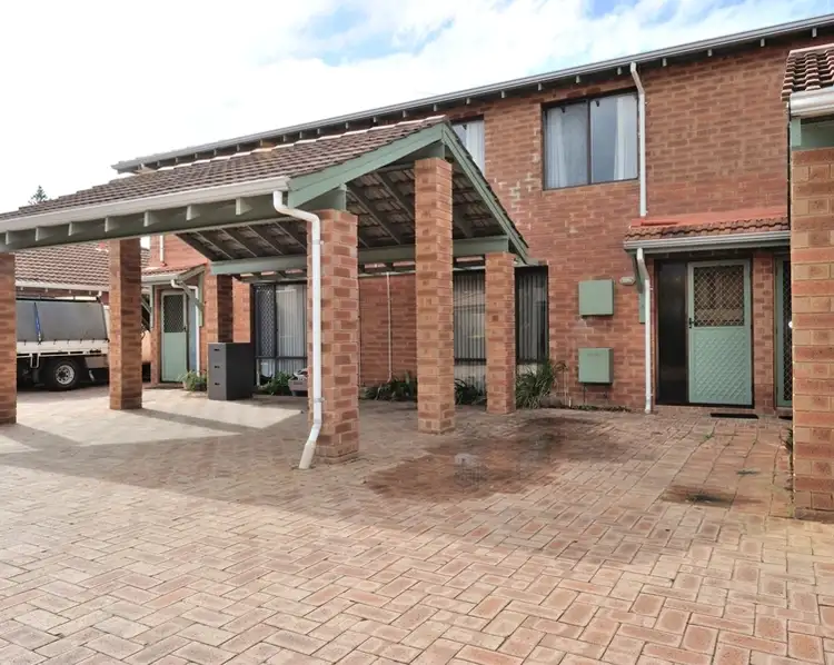 4/33 Fletcher Street, Rockingham WA 6168